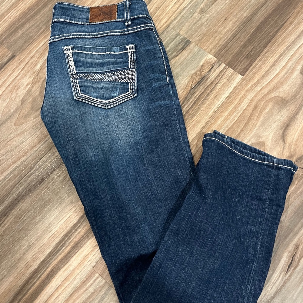 Buckle Capris